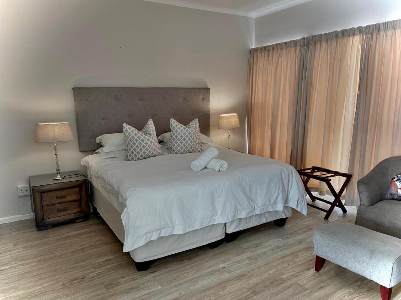 A Villa De Mer Guesthouse Port Alfred Esterno foto